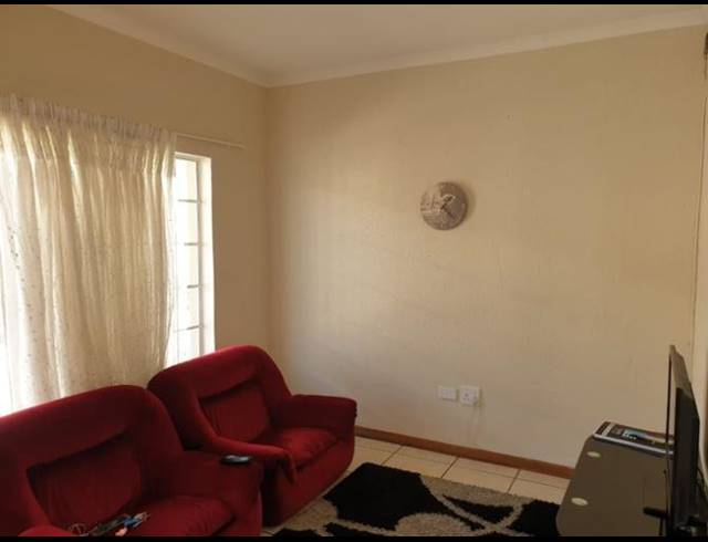 1 BEDROOM PROPERTY TO RENT IN POTCHEFSTROOM CENTRAL